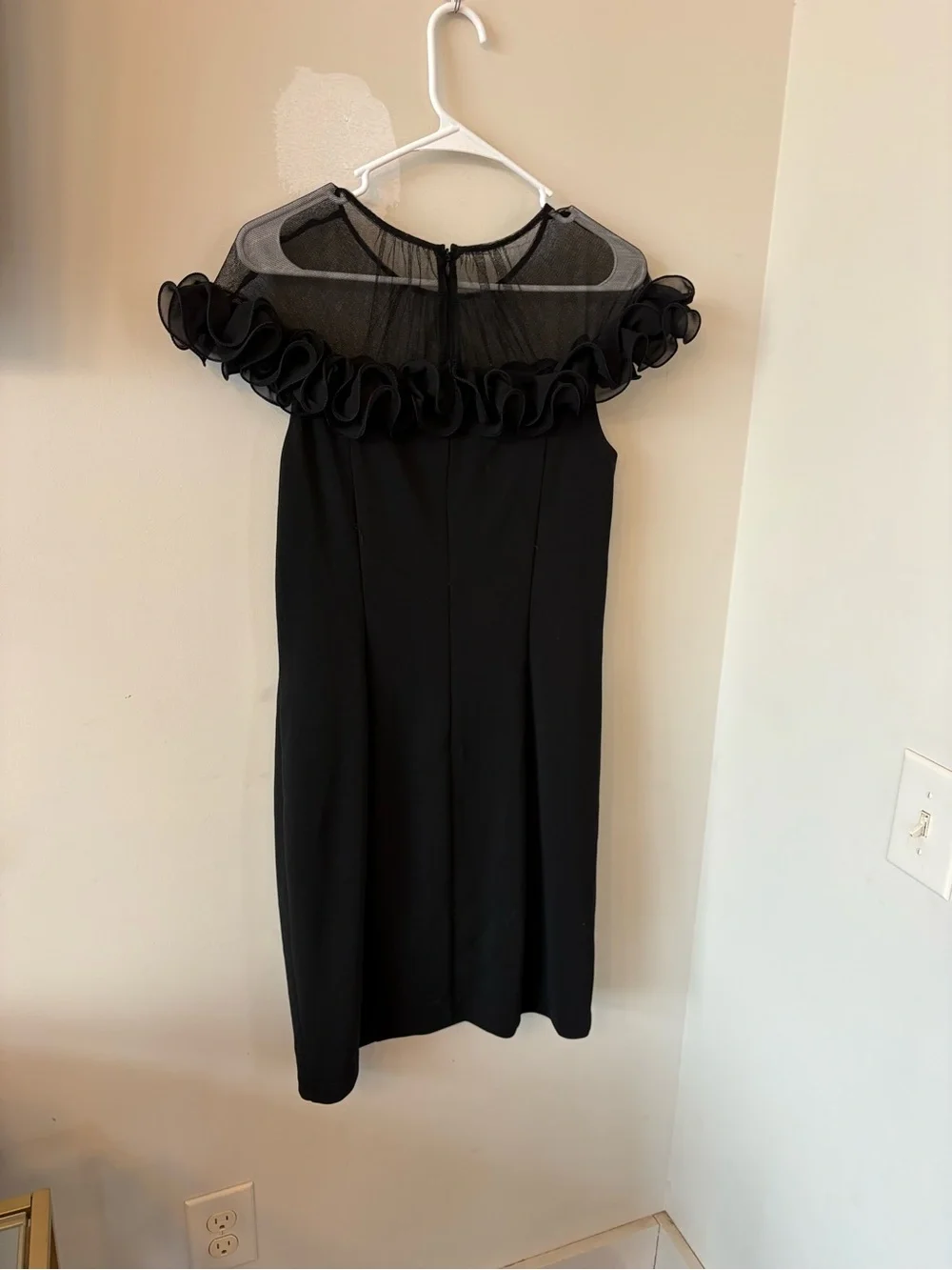 Adrianna Papell Black Dress